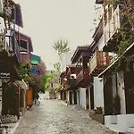 아테스 카스